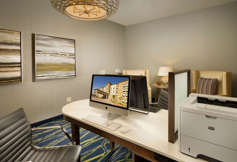 هتل Homewood Suites By Hilton Midland, Tx