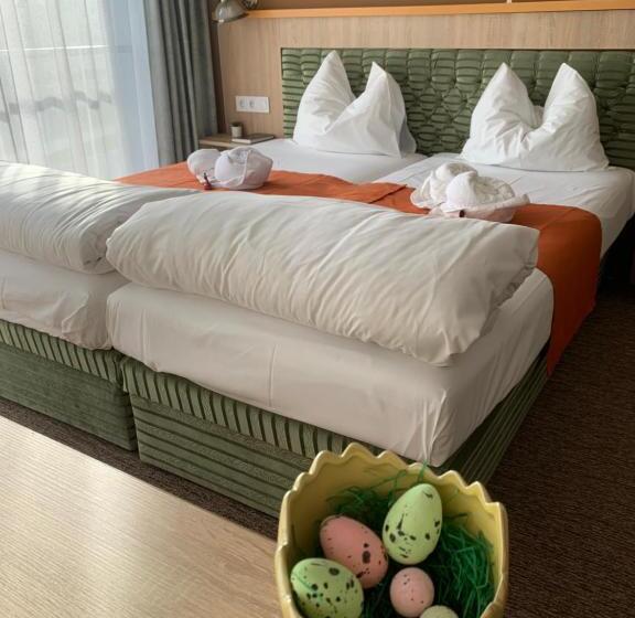 酒店 Várfal Wellness Panzió