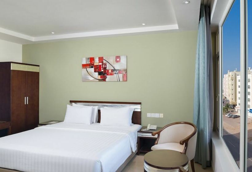 هتل Centara Life Muscat Dunes