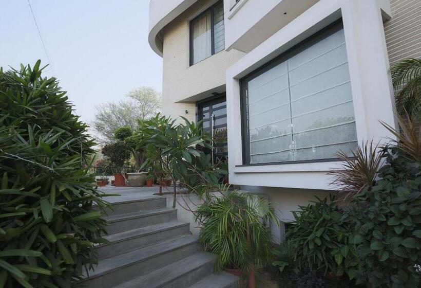 Fotos del hotel The Saneer Jaipur:  29