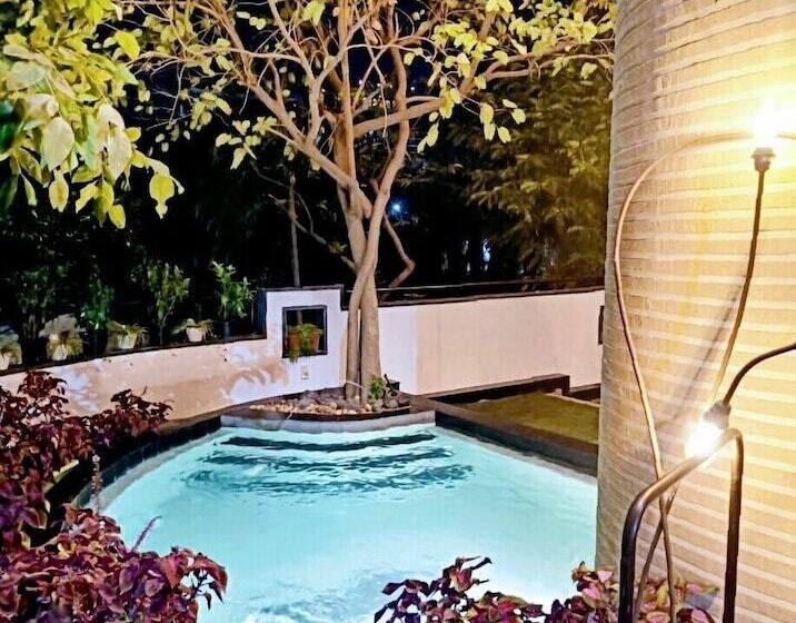 Fotos del hotel The Saneer Jaipur:  30