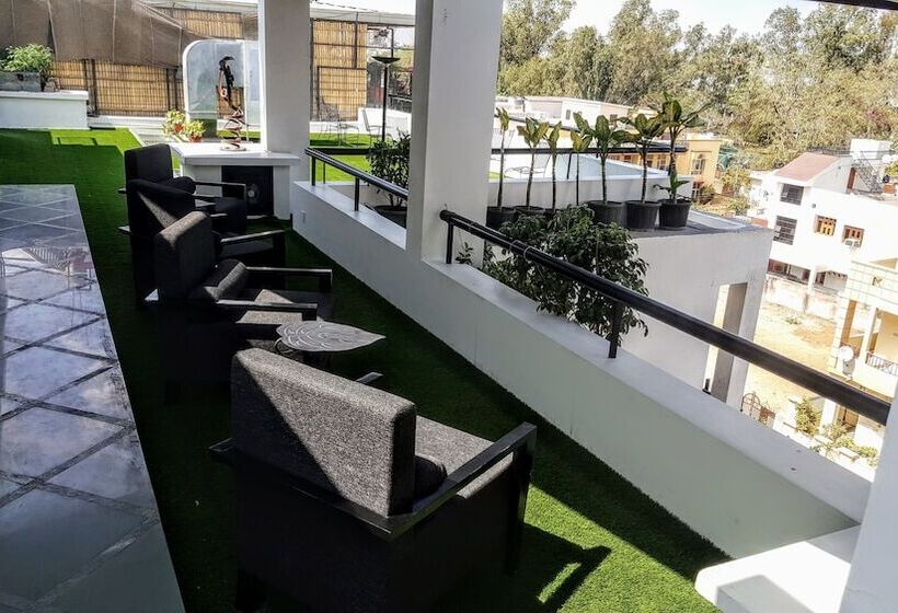 Fotos del hotel The Saneer Jaipur:  36