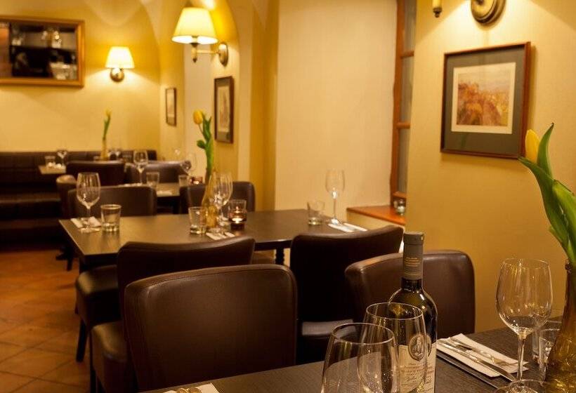 Fotos del hotel U Zlatych Nuzek:  30