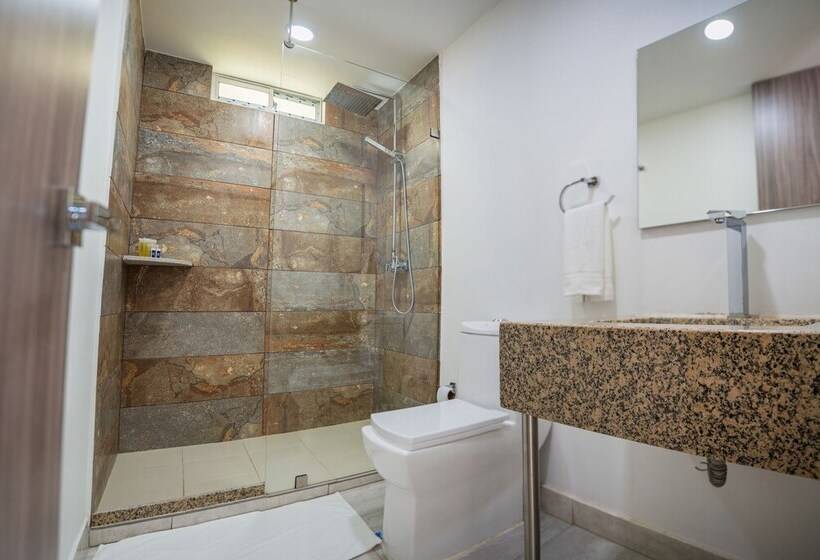 هتل Palo Grande Cf Pereira