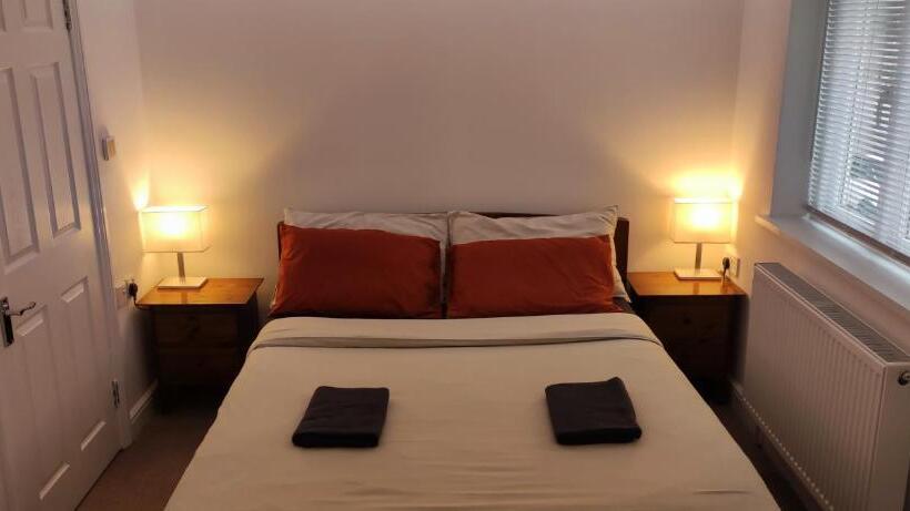 بنسيون Birds Nest Residency