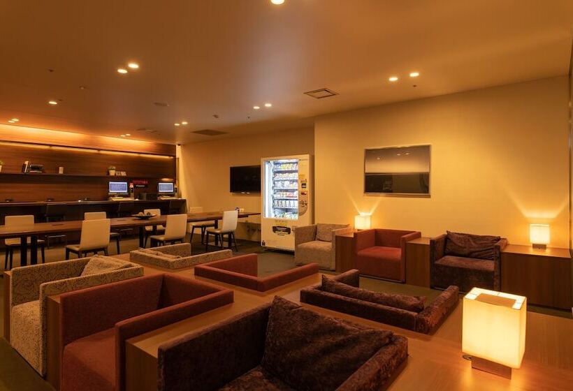 هتل کپسول First Cabin Haneda Terminal 1
