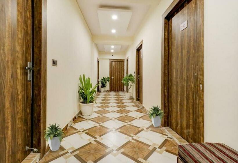 בית מלון כפרי O Times Square