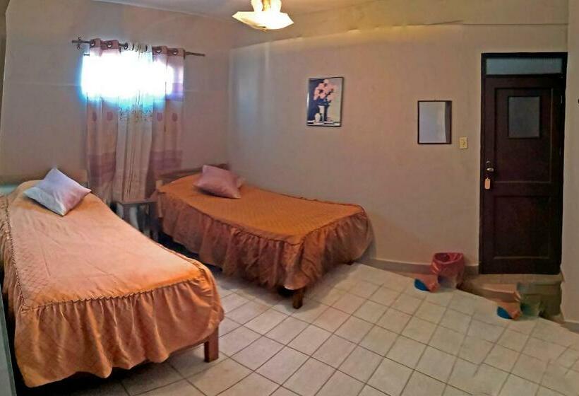 بنسيون Casa Discreta Cochabamba
