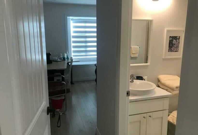 Пансион Holland Villa Vancouver
