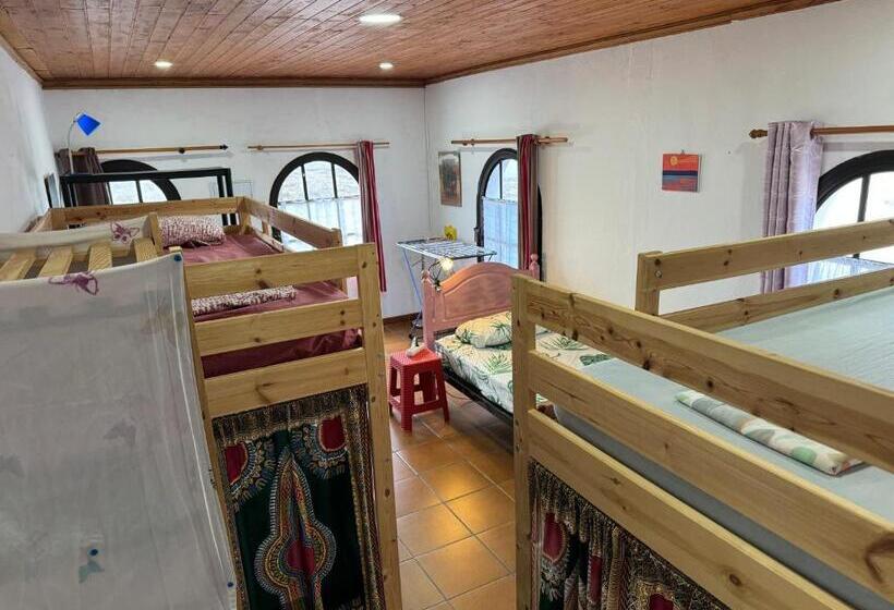 7 Calcosas   Hostel