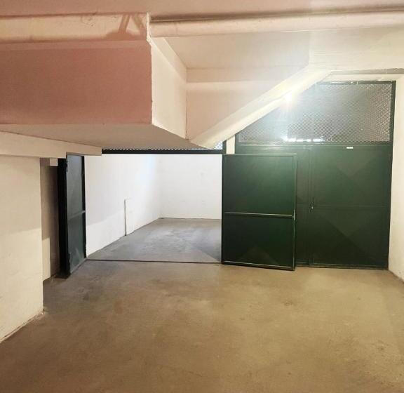Apartment Vera With Free Garage