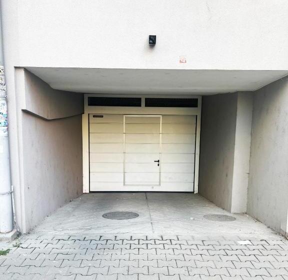 Apartment Vera With Free Garage