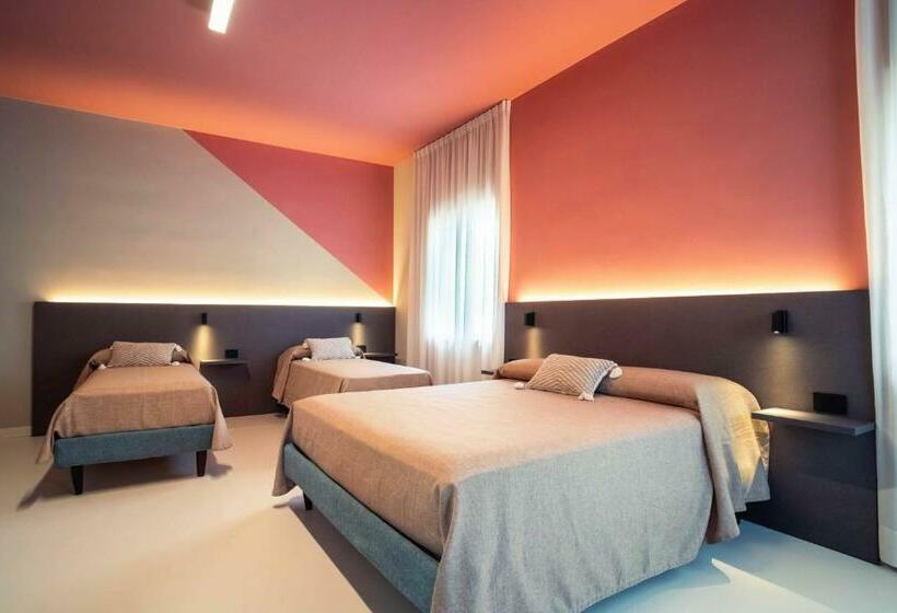تختخواب و صبحانه La Maison Boutique Rooms