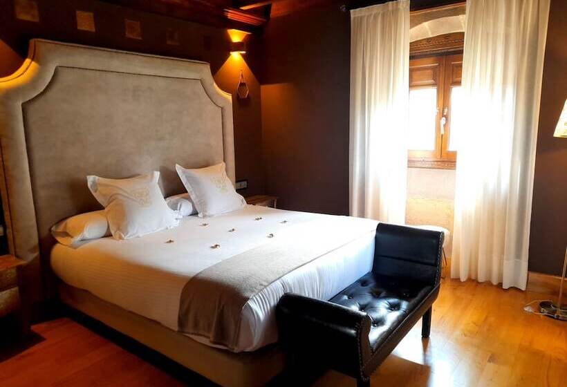 هتل Casona De La Pinta