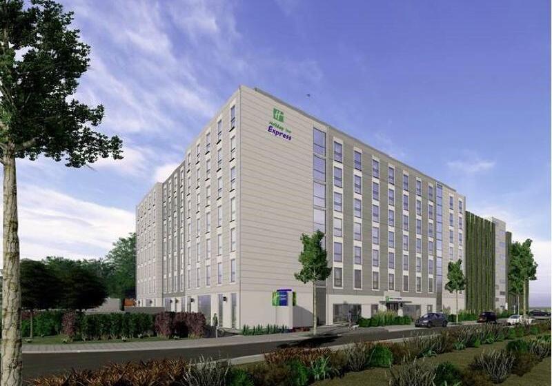 هتل Holiday Inn Express Dusseldorf Airport