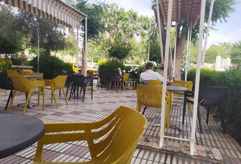 هتل Hôtel Imilchil