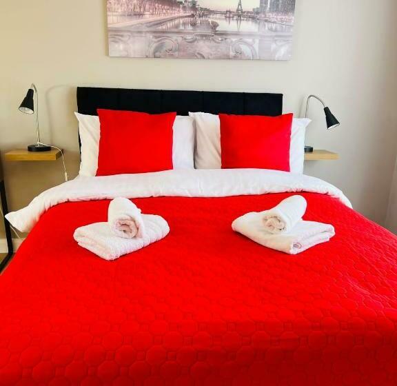 Отель Indigo Suites