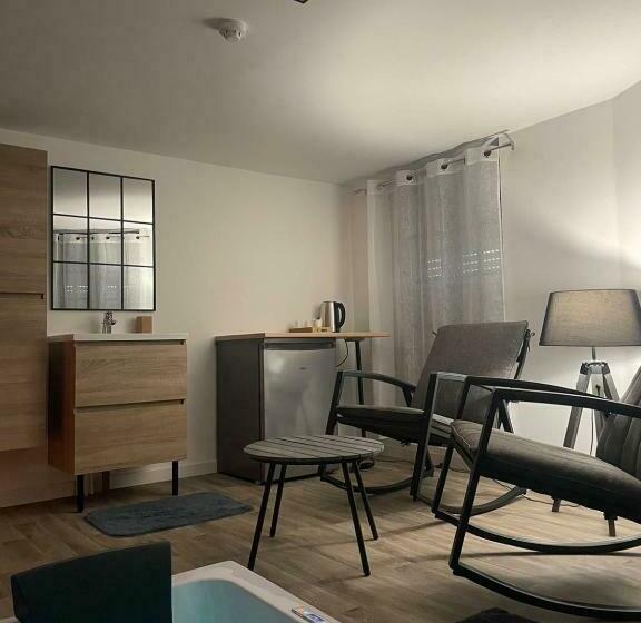 בית מלון כפרי Magnifique Loft 35m2 Jacuzzi Rvb Night 1
