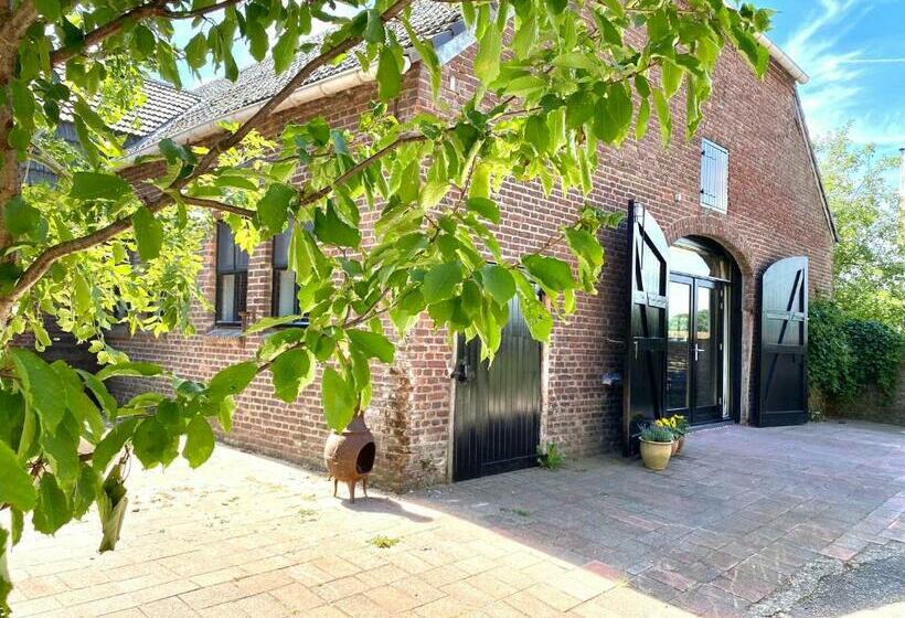 تختخواب و صبحانه De Heeren Hoeve Carpe Diem