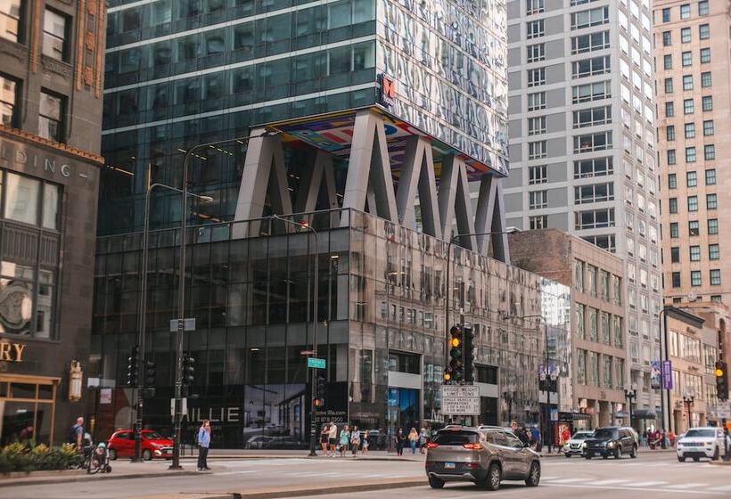 هتل Citizenm Chicago Downtown
