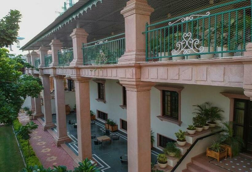هتل Hanuwant Niwas Jodhpur