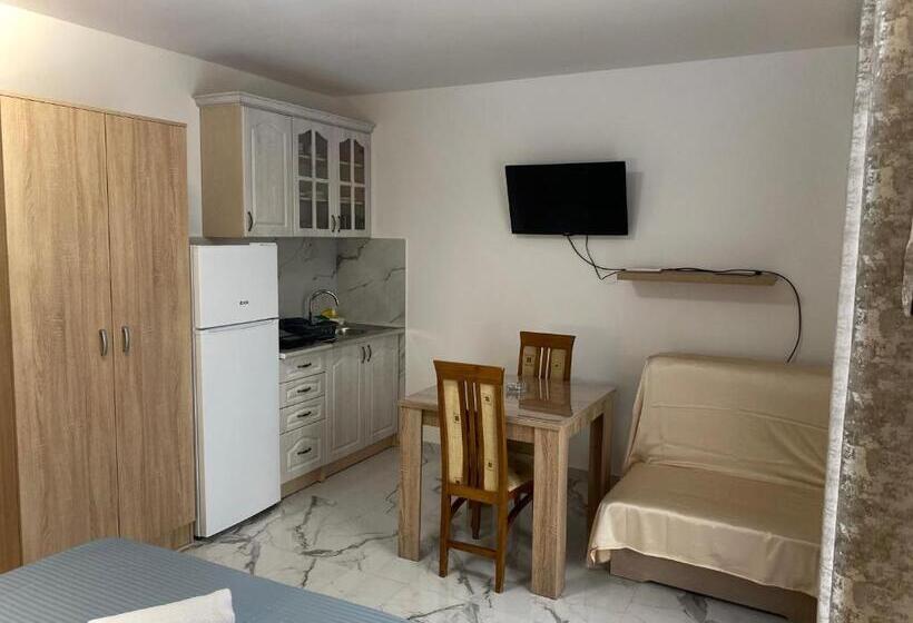 پانسیون Apartmani Orlović Bar