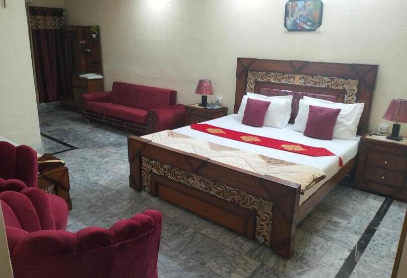 پانسیون Lexus Lodge