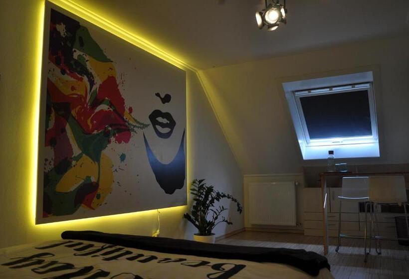 مبيت وإفطار Sleep Inn Bed&breakfast
