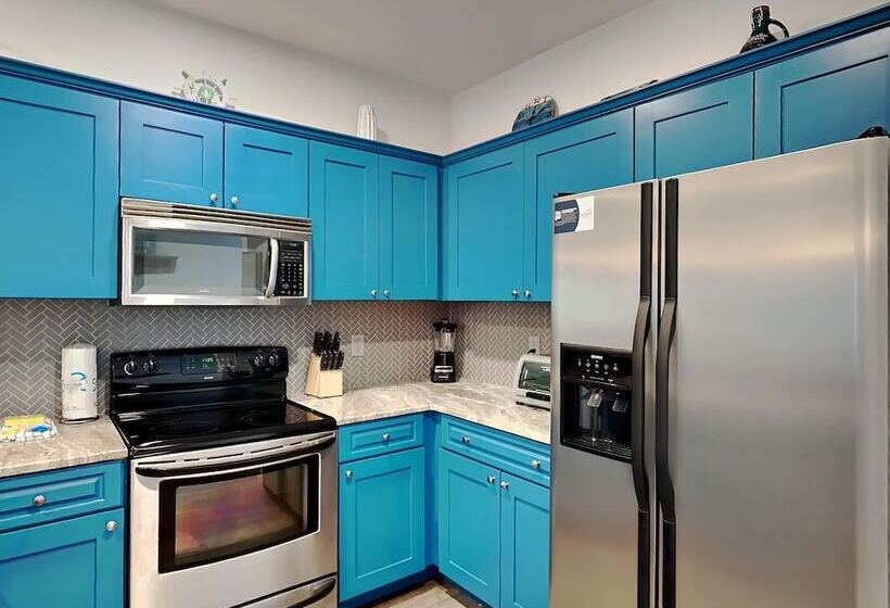 Heron S Watch By Svr