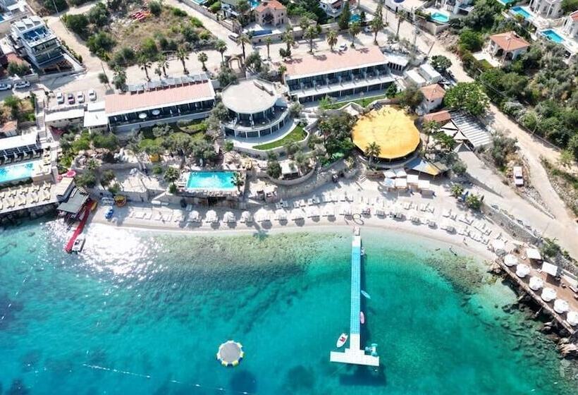 هتل Kalkan Beachpark