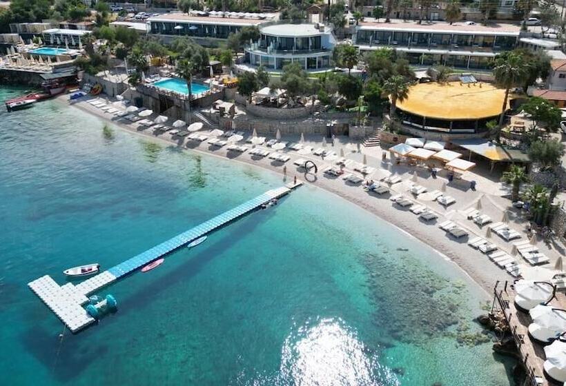 هتل Kalkan Beachpark
