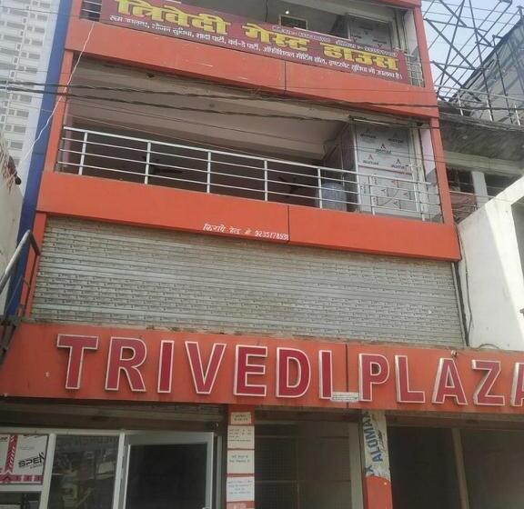 هتل Oyo 90139 Trivedi Guest House