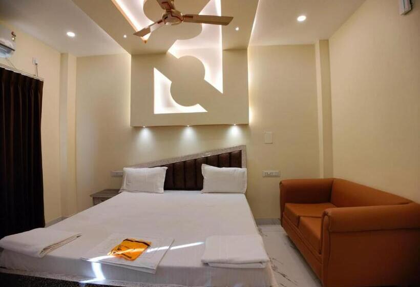 فندق Hindusthan Inn On Beach