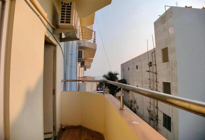 فندق Hindusthan Inn On Beach