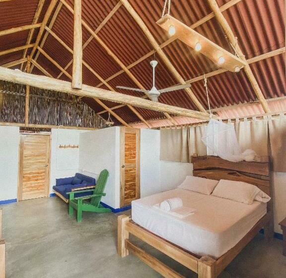 هتل Mamallena Beachside Rincon Del Mar