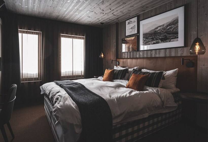 בית מלון כפרי Niehku Mountain Villa