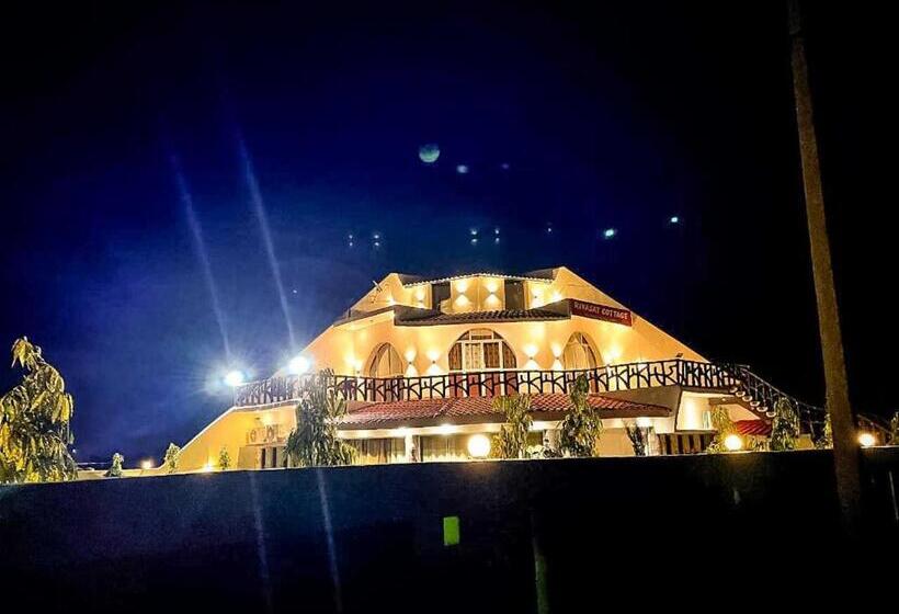 فندق Oyo 90375 Riyasat Cottage