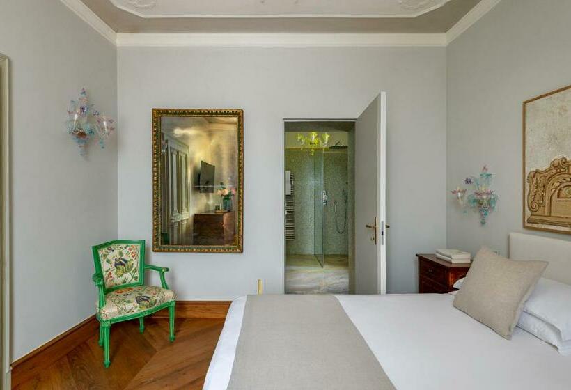 هتل Villa Delle Palme