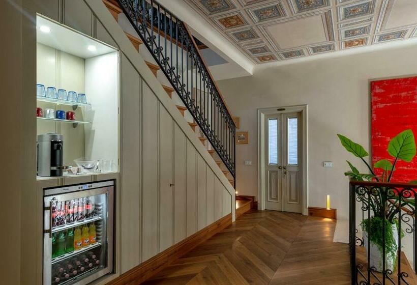 هتل Villa Delle Palme