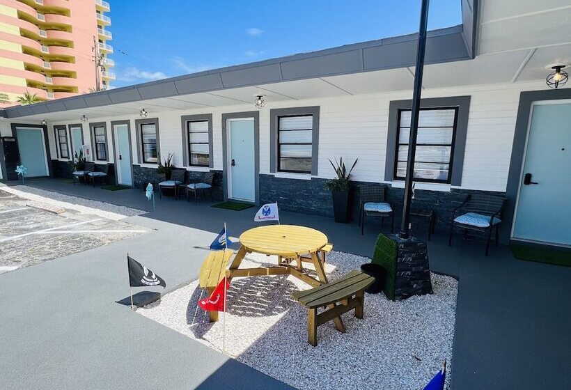 מוטל 1915 Beach Club
