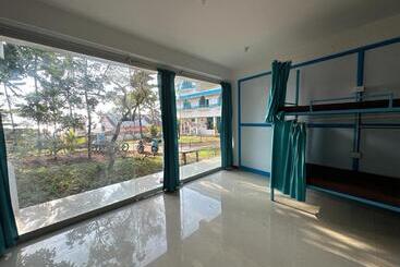 Soul Hostels, Varkala Black Beach