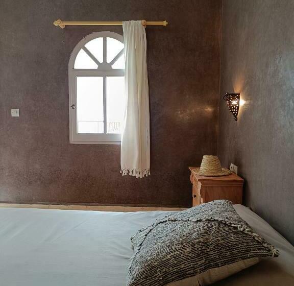 تختخواب و صبحانه Villa Maya