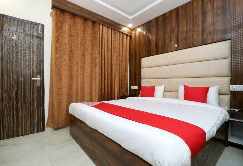 فندق Capital O Grand Vista