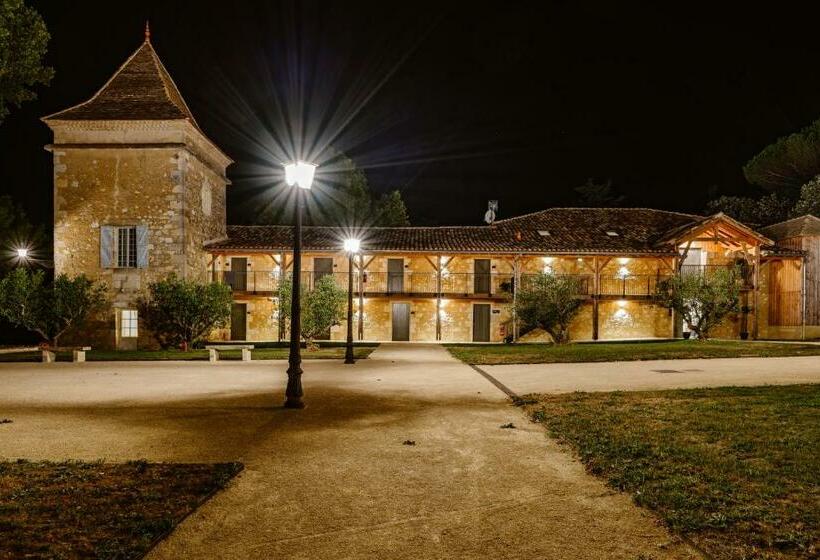 هتل Domaine De Boulouch