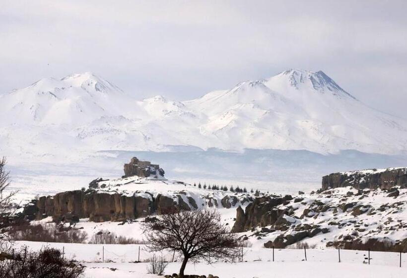 Karbeyaz Hotel & Resort