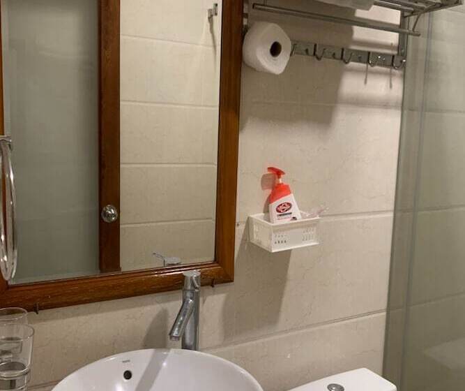 هتل Phú Sĩ