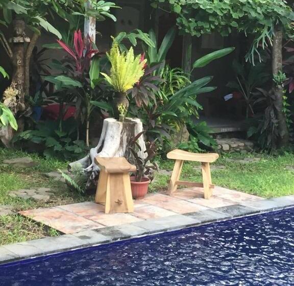 펜션 Pranajaya Villa At Desa Wisata Tejakula