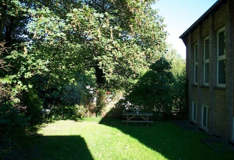 Flensbed Hotel & Hostel