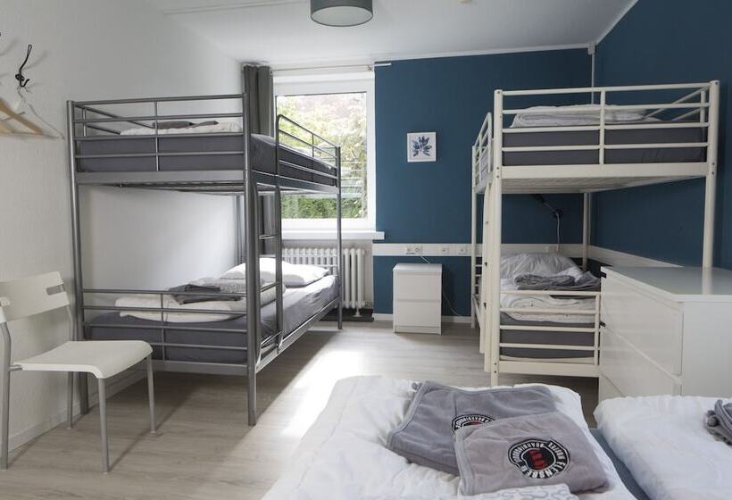 Flensbed Hotel & Hostel