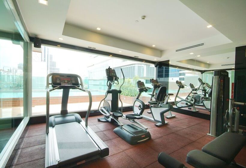 هتل Amora Neoluxe Suites